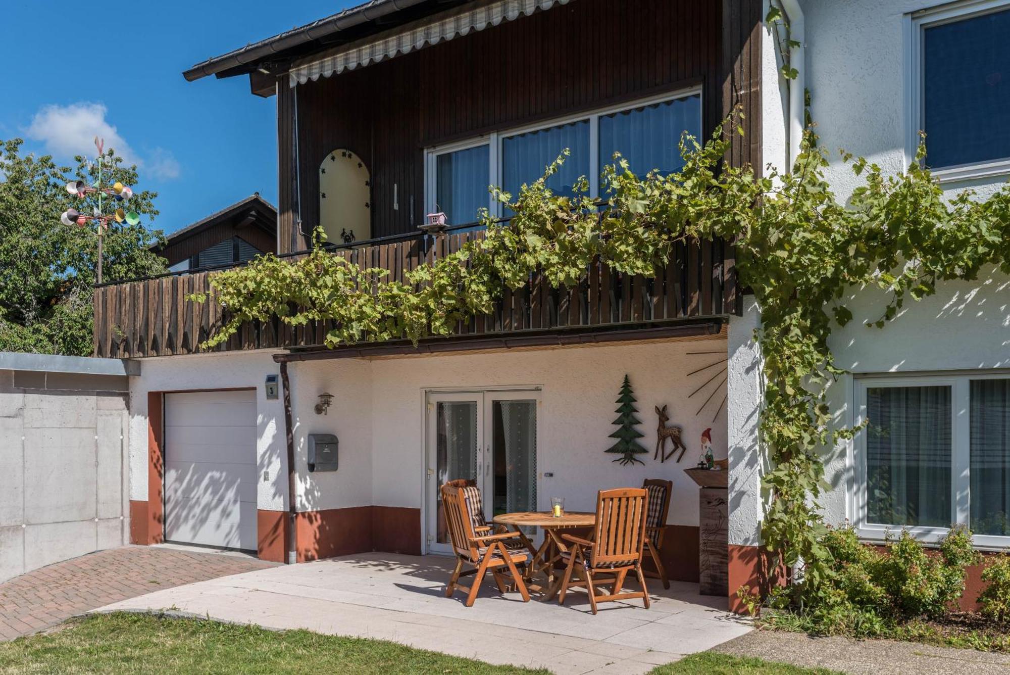 Haus Isele Apartment Urberg Екстериор снимка
