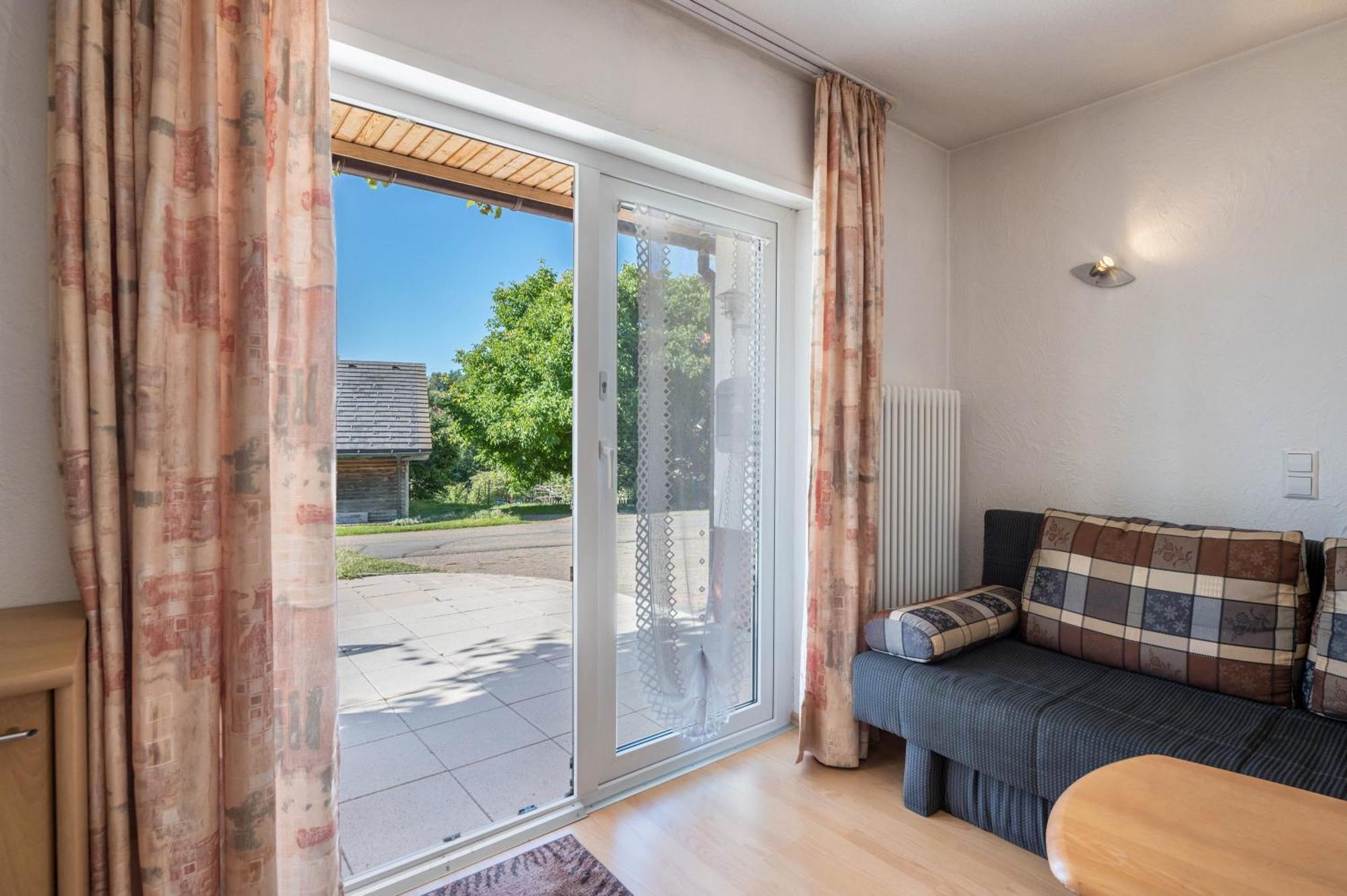 Haus Isele Apartment Urberg Екстериор снимка